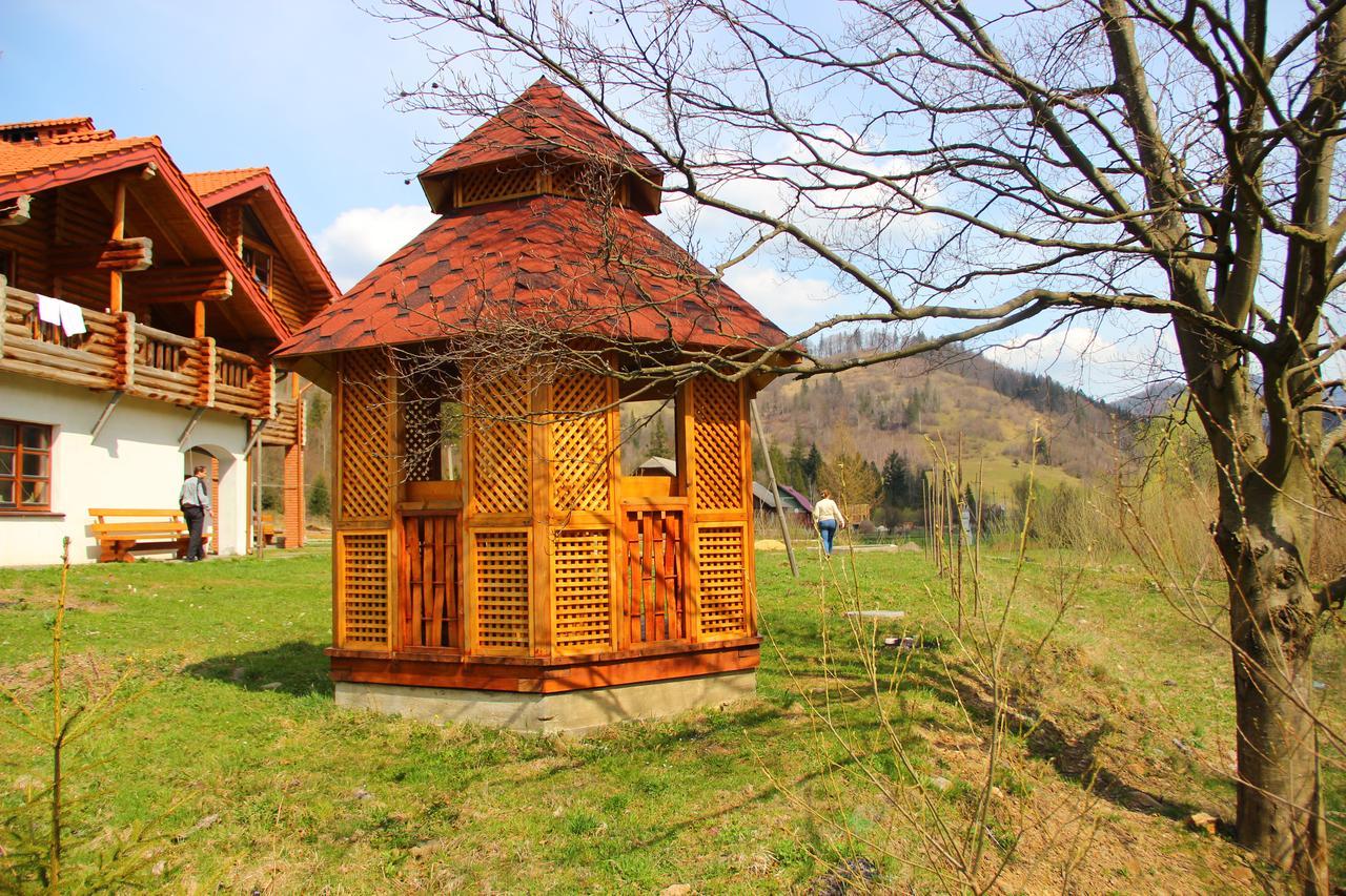 Lev Hotel Tukhlya Buitenkant foto