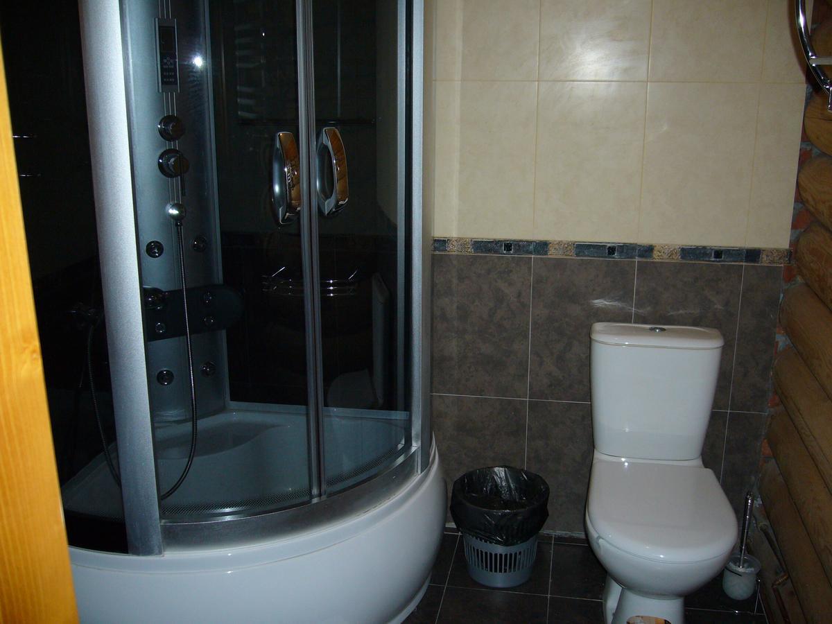 Lev Hotel Tukhlya Buitenkant foto